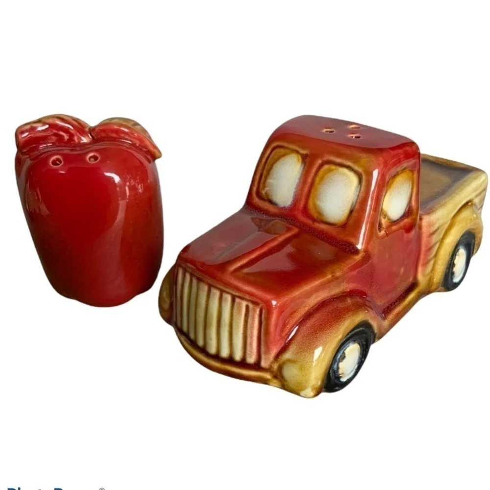 Apple Farmhouse Salt Pepper Shaker Set Ceramic Vintage MCM Truck with Apple